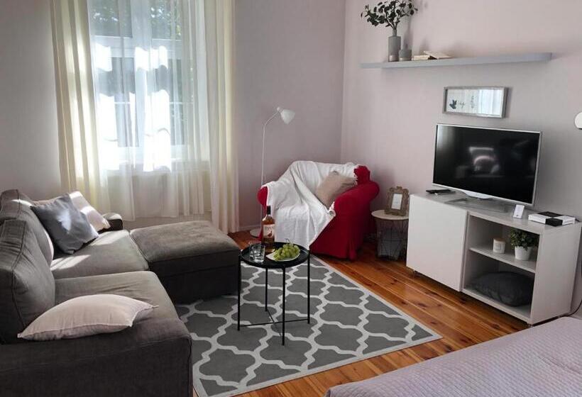 Трехместный Номер Стандарт Совместная Ванная, Bankowa 8 Guest Rooms
