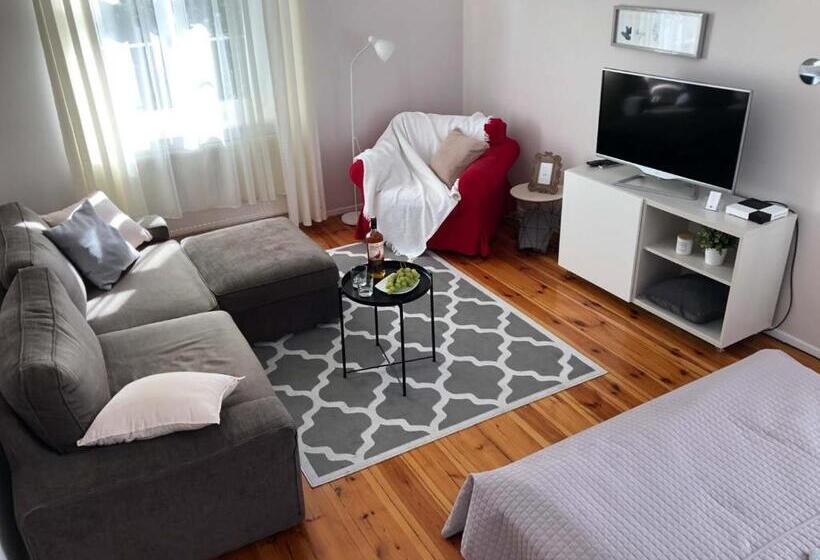 Трехместный Номер Стандарт Совместная Ванная, Bankowa 8 Guest Rooms