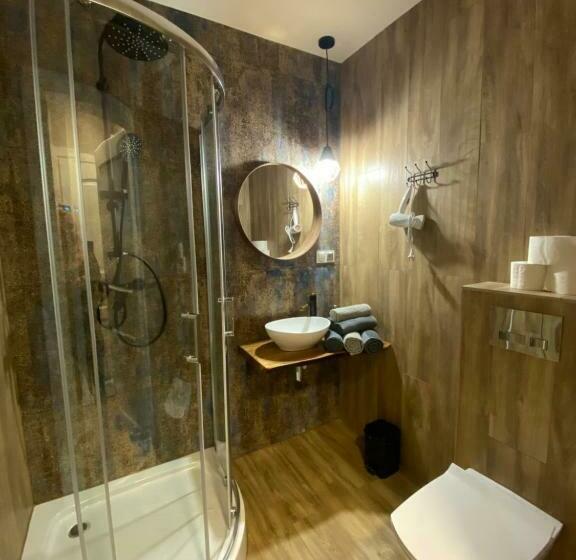 شقة غرفة واحدة, Apartamenty Liwa
