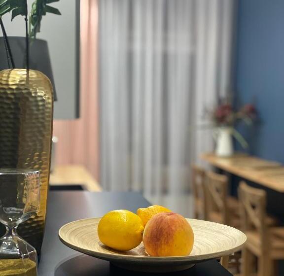 شقة غرفة واحدة, Apartamenty Liwa