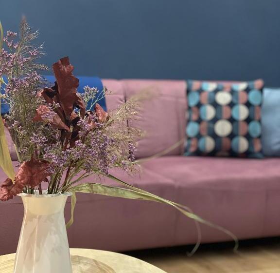 شقة غرفة واحدة, Apartamenty Liwa