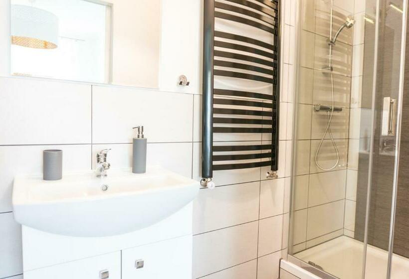 Номер Стандарт, Hostel 66