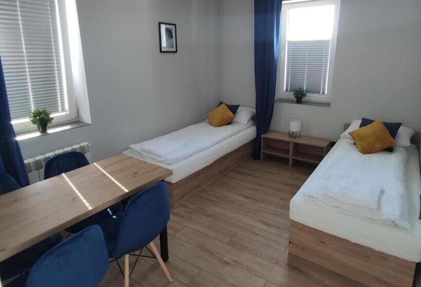 Апартаменты 2 Спальни, Krollhouse Pokoje Gościnne