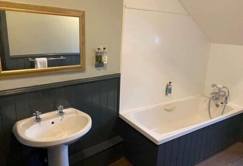 Номер Стандарт, Black Lion Hotel Richmond North Yorkshire