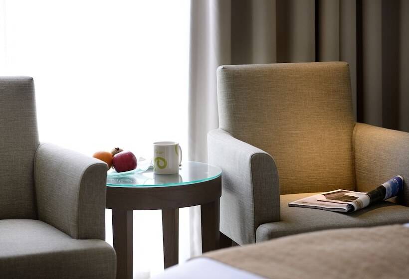 سوییت, Park City Hotel   Luzhou Taipei