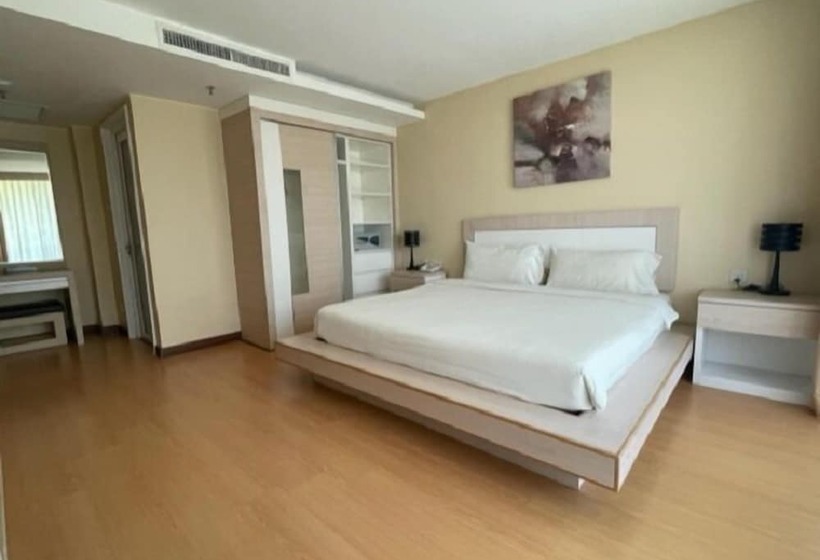 Apartamento 2 Dormitórios, Jinhold Apartment Hotel Bintulu