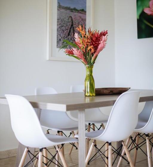 1 Bedroom Penthouse Apartment, Mariner Apartments