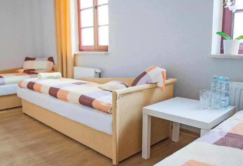 Номер Стандарт Трехместный, Open Tours