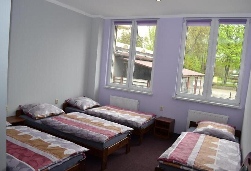 标准四人间共用浴室, Hostel Mikołajczyka59