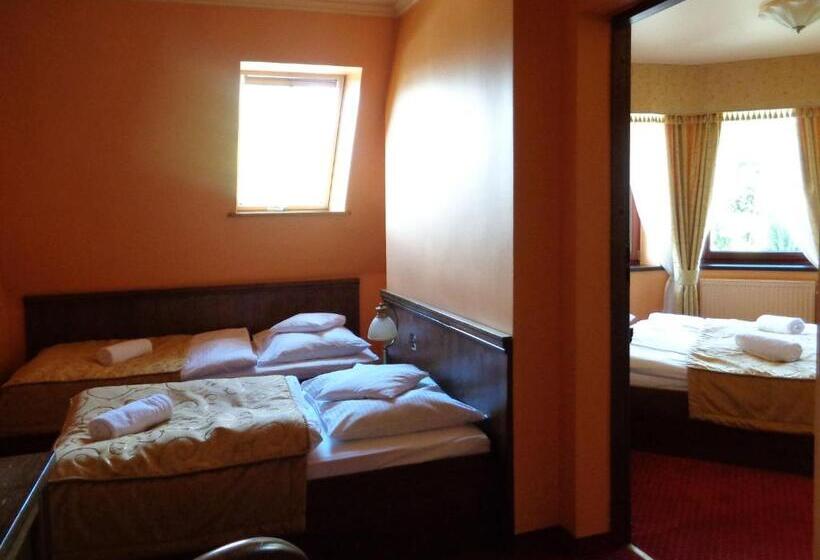 家庭小型套房, Villa Bialka & Spa