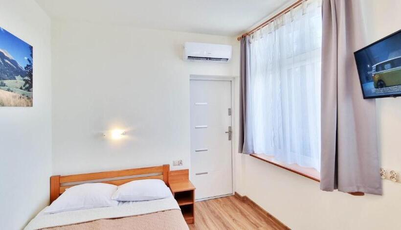 Номер Стандарт, Pensjonat Na Górce   Widok Na Jezioro Solińskie I Góry 534 556 639