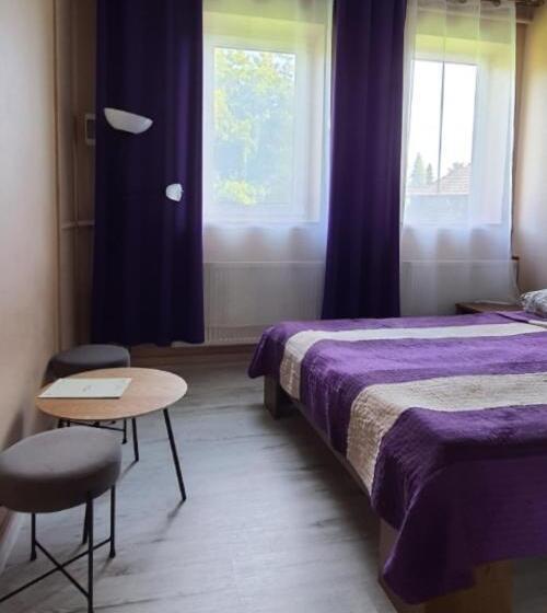 Номер Стандарт Совместная Ванная, Hostel Zamość   Pokoje Gościnne