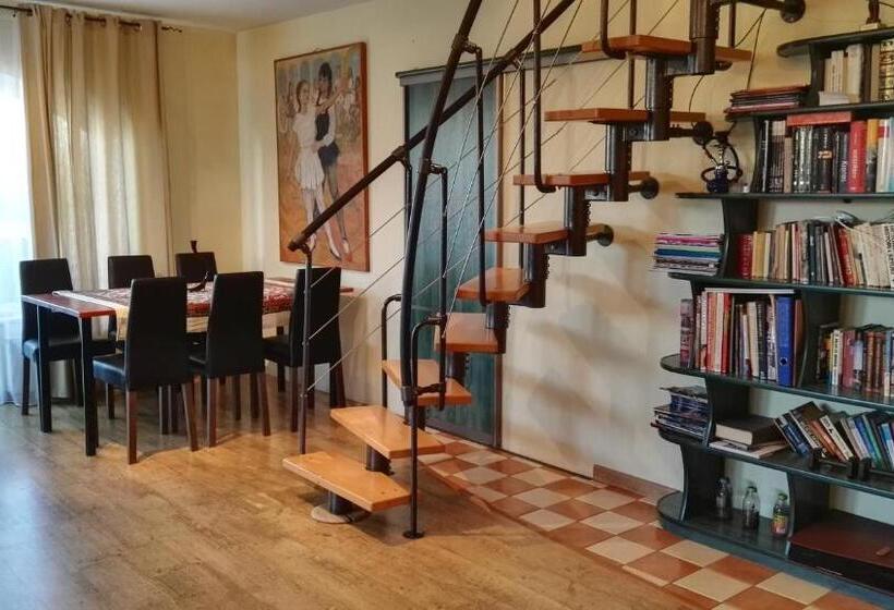Апартаменты 1 Спальня, Hostel Zamość   Pokoje Gościnne