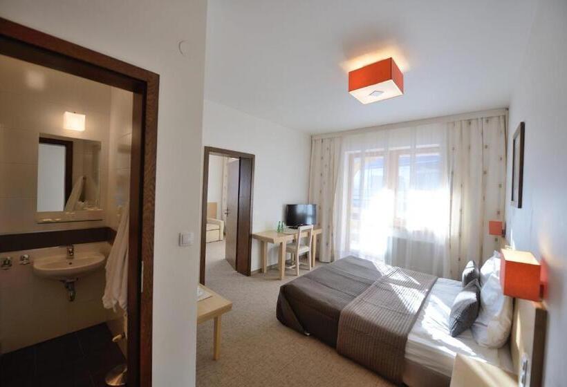 Quarto Triplo Estandar, Pensjonat Orla Perc