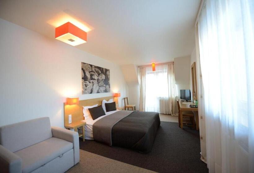 Quarto Triplo Estandar, Pensjonat Orla Perc