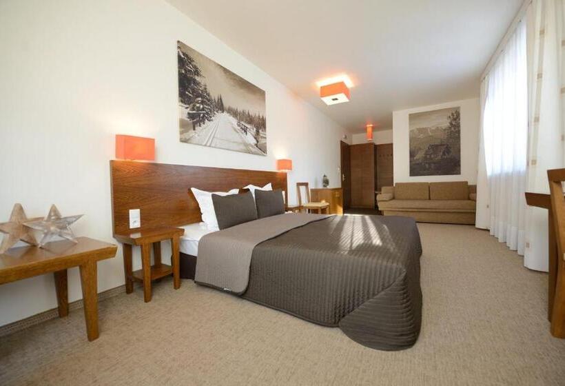 Quarto Triplo Estandar, Pensjonat Orla Perc