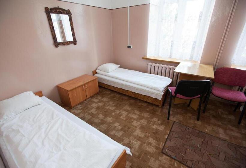 Кровать в Общей Комнате, Schronisko Młodzieżowe Ptsm Matecznik