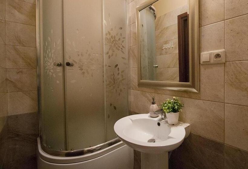 Семейный Номер, Vanilla Hostel Wrocław