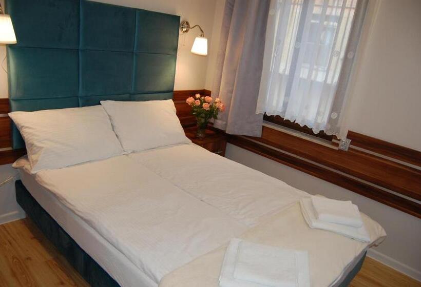 Семейные Апартаменты, Villa Star