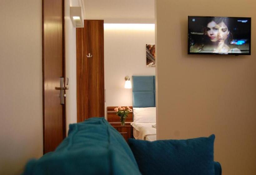 Апартаменты 1 Спальня, Villa Star