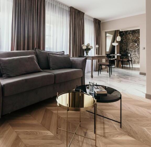 Студия Стандарт, Apartamenty Małe Garbary
