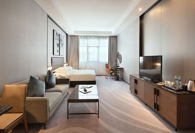 استودیوی استاندارد, Asiana Grand