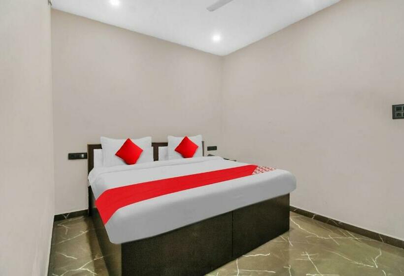 三人经典房间, Oyo Flagship 80837  Rudraksh Inn