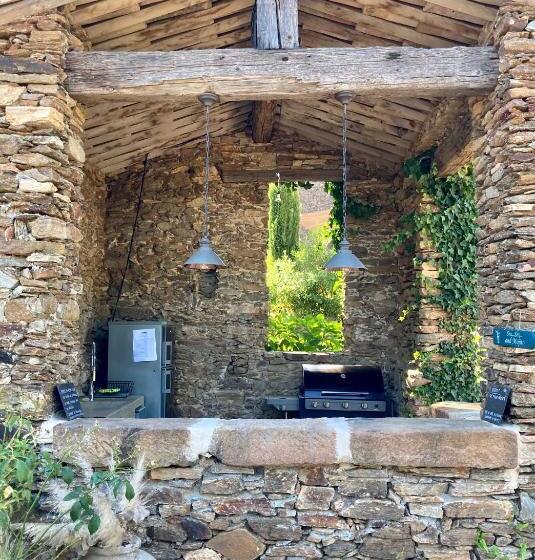 اتاق لوکس, Chambres D Hôtes Le Pontillaou
