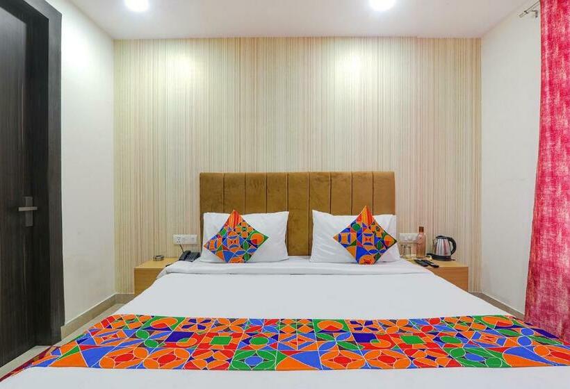 Quarto Deluxe, Fabhotel The Comfort