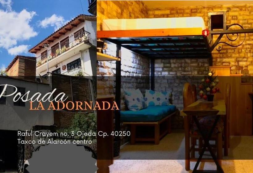 豪华房间, La Adornada