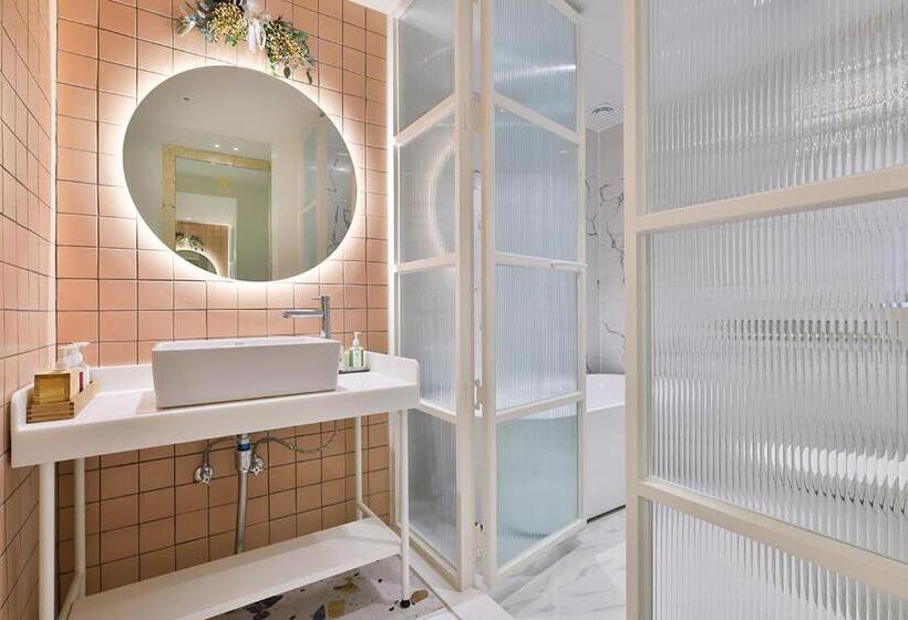 Люкс Повышенной Комфортности, Daegu February Hotel Lions Park