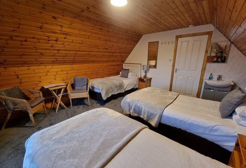 اتاق استاندارد, Carn Mhor Bed And Breakfast