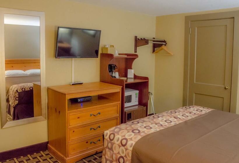 Family Suite, Relax Inn   Bryson City