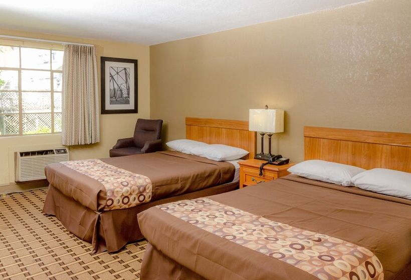 Family Suite, Relax Inn   Bryson City