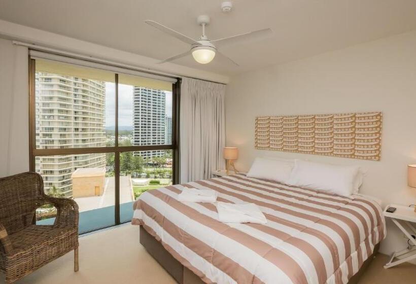 Апартаменты 3 Спальни Вид на Море, Norfolk Luxury Beachfront Apartments