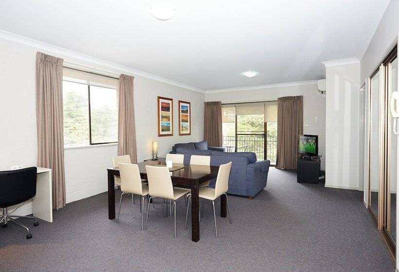 침실 2개 아파트, Oxley Court Serviced Apartments