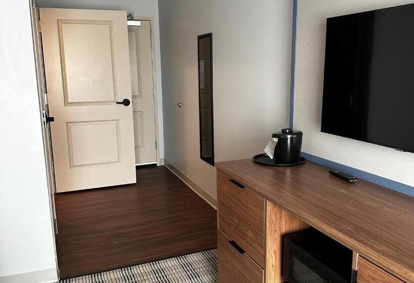 Номер Стандарт Кровать Кинг Адаптированный для Инвалидов, Americinn By Wyndham Mountain Home