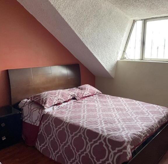 バス共有のスタンダードルーム, Alojamientos Hostal Rest House