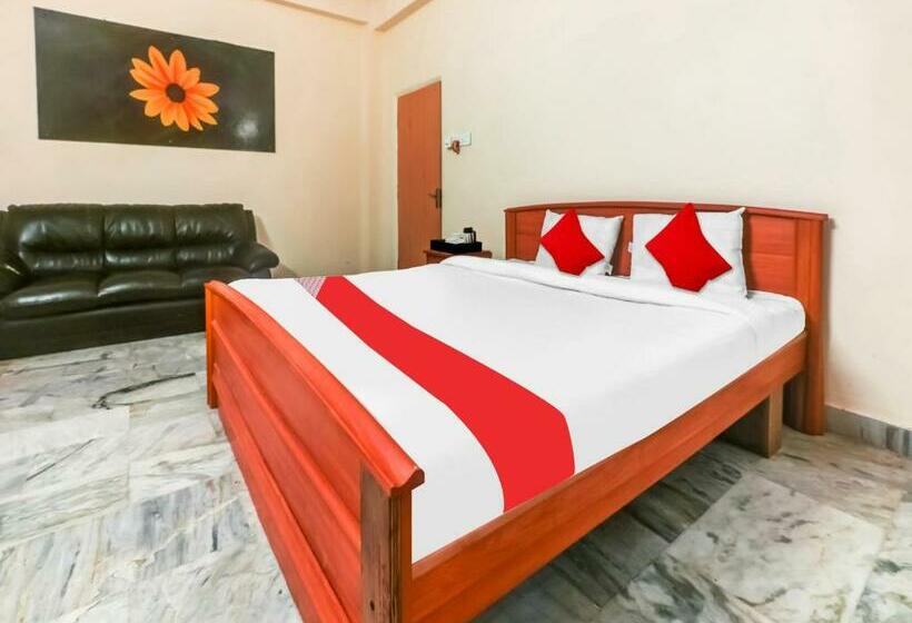Номер Стандарт, Oyo Flagship 80564 The Central Guest House