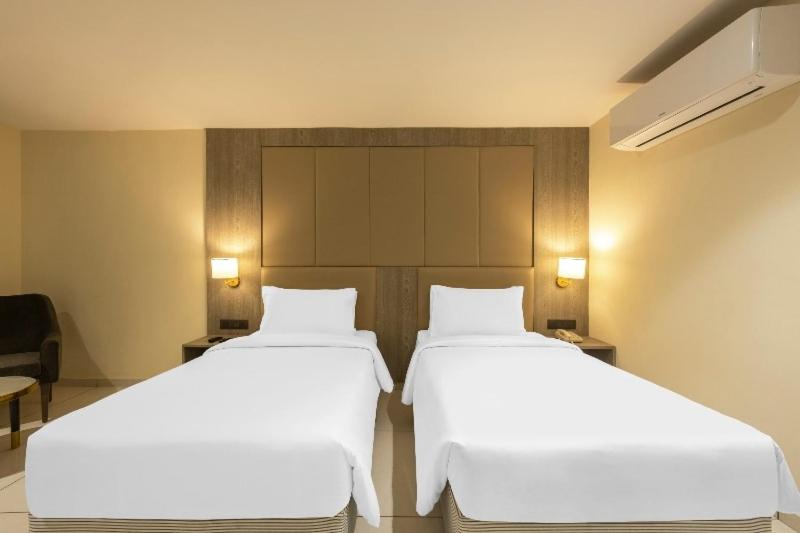 Трехместный Номер Superior, Sunday Hotel Vadodara