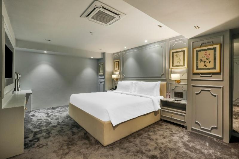 Трехместный Номер Комфорт, Sunday Hotel Vadodara
