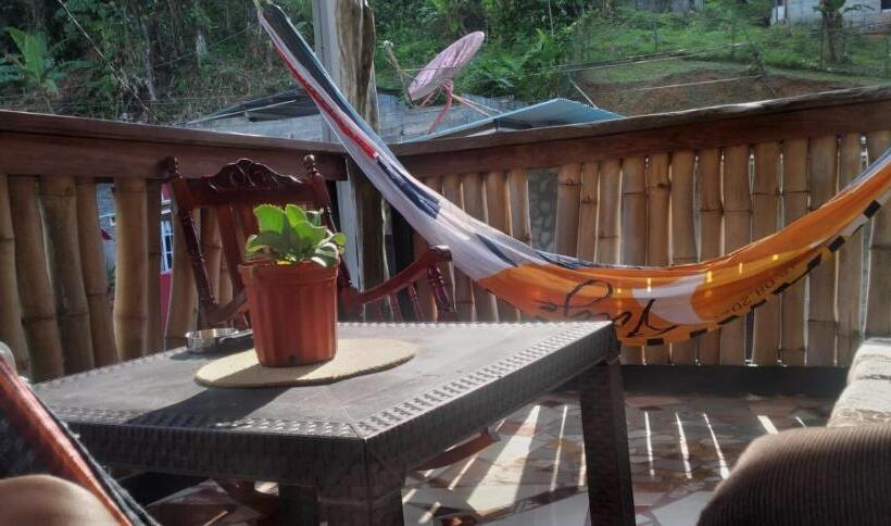 Standard Tent, Hostal Portobelo