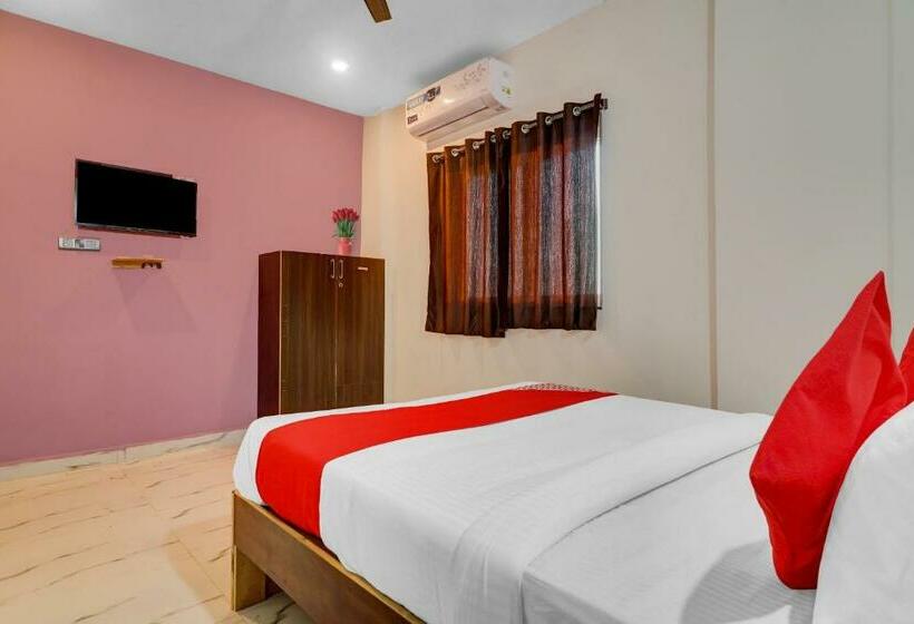 Трехместный Номер Классика, Flagship Sairam Residency