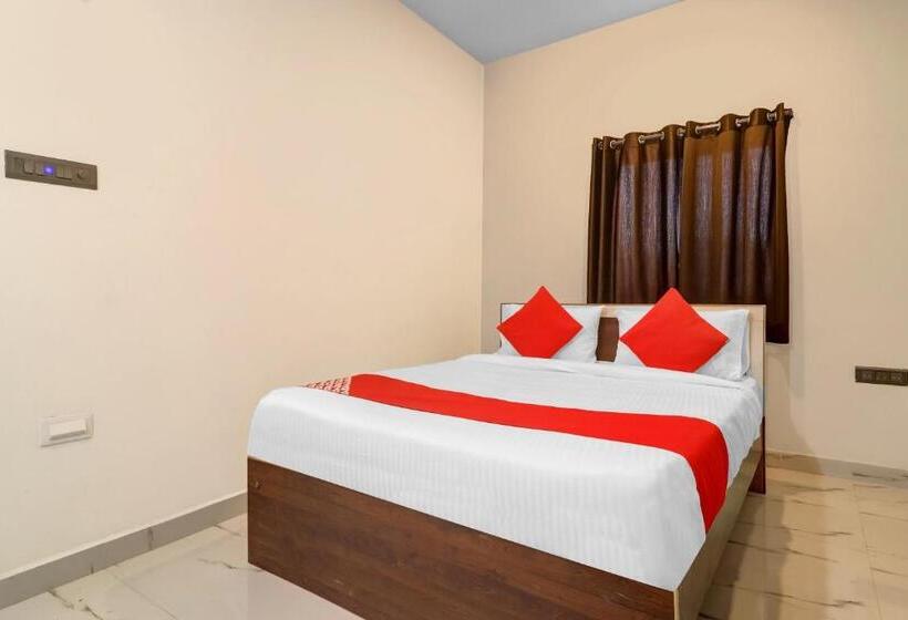 Трехместный Номер Классика, Flagship Sairam Residency