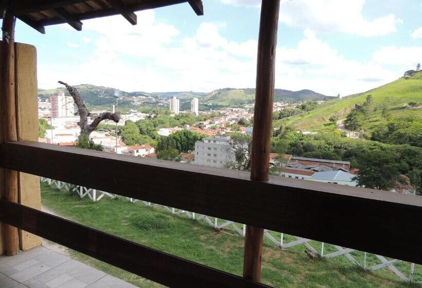 Трехместный Номер Стандарт с Балконом, Pousada Solar Da Montanha