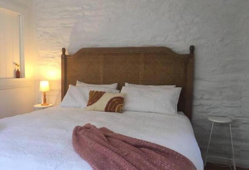 스탠다드 룸 킹사이즈 침대, Randell Cottage   Adelaide Hills   Cosy Rustic Hideaway