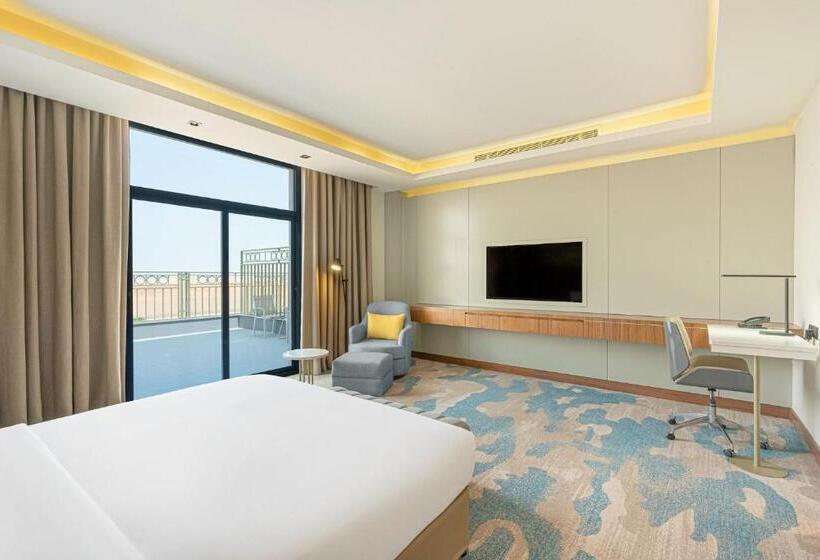 Suite, Holiday Inn Riyadh The Business District, An Ihg