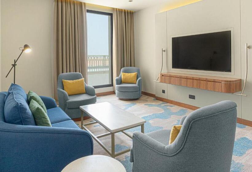 سوییت, Holiday Inn Riyadh The Business District, An Ihg