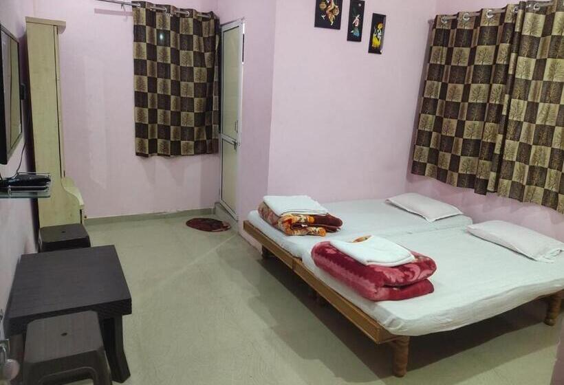Номер Стандарт, Vrundavan Resort, Narmada