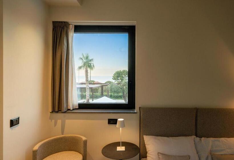 Номер Стандарт, Insulae Resort